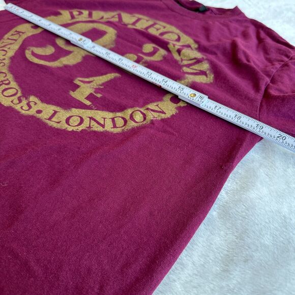 The Harry Potter Shop Shirt Adult Medium Red Platform 9 3/4 Graphic Tee Maroon - Picture 8 of 10